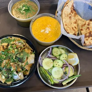 Papdi chaat, Shahi Paneer, tandoori roti, daal makhani