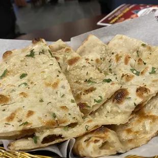 Garlic naan
