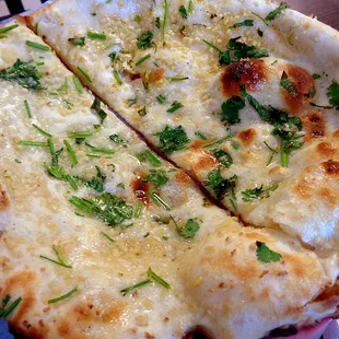 Garlic naan.