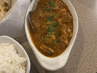Raj Palace Indian Cuisine