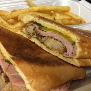 Media Noche Sandwich