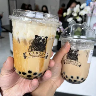 Roasted brown sugar pearl milk tea and pearl milk tea