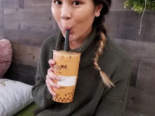 Ding Tea Arlington