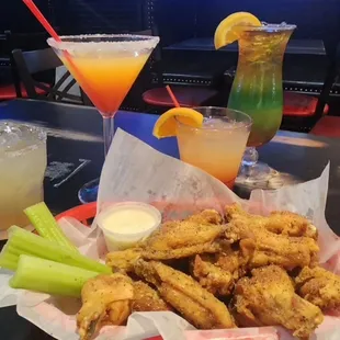 food, fried chicken, bbq chicken, chicken, poultry, chicken wings and fried chicken, fried chicken wings, bbq wings, chicken wings