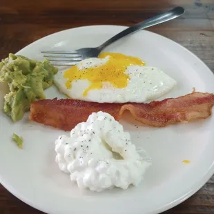 Side menu breakfast is amazing.