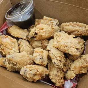 Original Crispy Fried Wings (20) with Soy Garlic Sauce +$2.