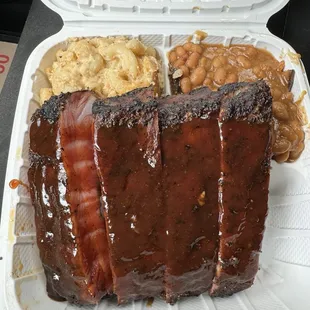 Daddy's BBQ at the Mililani Tech Park.  Mamas Fav Plate.  BBQ Ribs, Mean Smoked Mac n cheese and BBQ beans.
