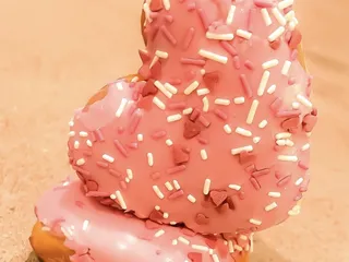 Carl’s Donuts