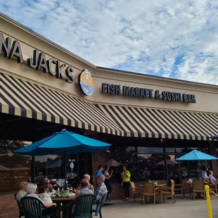 Kona Jack's is next door and sister business to Daddy Jacks.