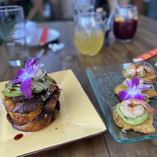 food, cupcakes, dessert