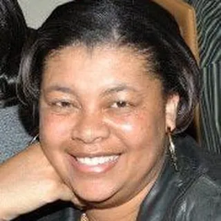 La Shawn L.