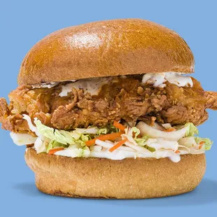 ALL AMERICAN DADDY
Buttermilk fried chicken, bacon, house-made ranch, Napa cabbage, house-made remoulade, house- made pickles, brioche bun