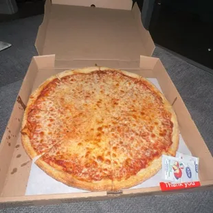 Cheese pizza