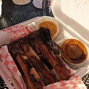 Rib meal (comes with cornbread and 2 sides)