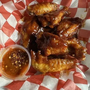 Order of bbq wings.