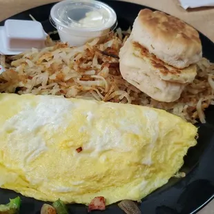 Western omelet and hash browns