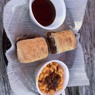 5. Chipotle Cheddar Roast Beef Sandwich Beer cheese Mac