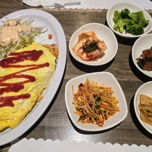 Omelet fried rice &amp; Banchan (complimentary side dishes)