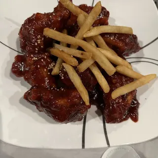 Fried Chicken Tossed in Spicy Sauce