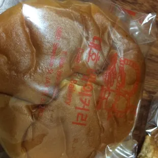 Homemade buns with a variety of fillings (red beans, custard)