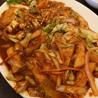 4. Dduk Bok Ki