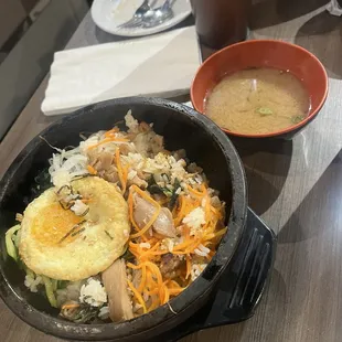 B12. Dolsot Bibimbap