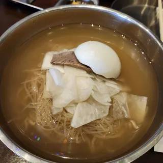 N4. Mool Naengmyeon Noodles