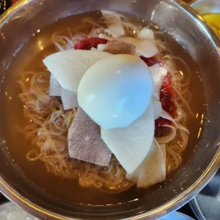 N6. Saecomi Naengmyun Noodles