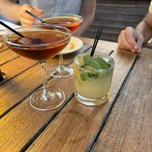 Whiskey smash, Manhattan x 2