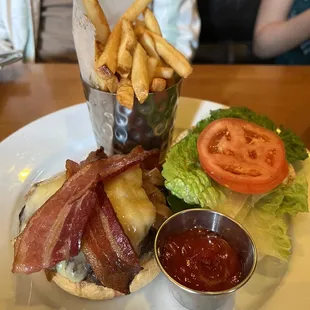 Daedalus Burger