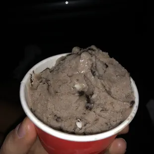 Non-dairy Oreo (size Small)!