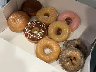 Carol Lee Donut's