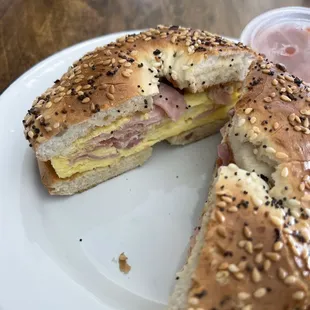 Everything Bagel with ham/eggs/no cheese