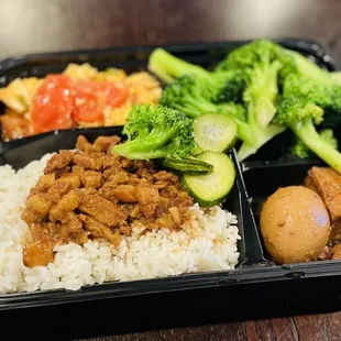 Minced pork over rice