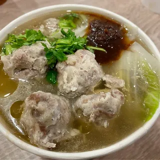 Noodle with Pork Thickened Soup