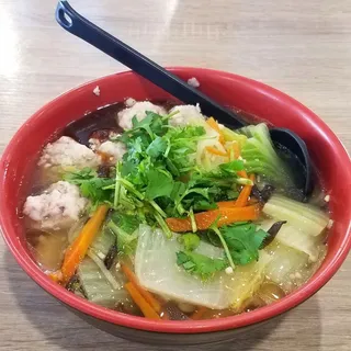 Noodle with Squid Thickened Soup