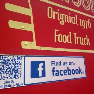 a qr code on the side of the truck