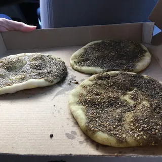 Zaatar Pie (3 Pcs)