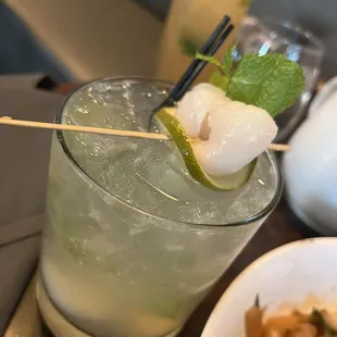 drink, dessert