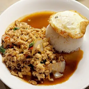 Pad Kra Pao Kai