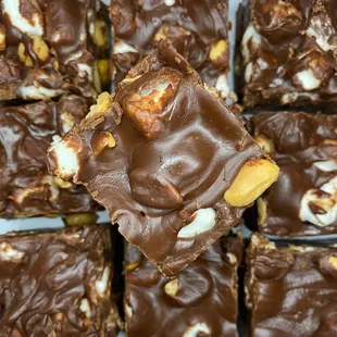 a close up of a chocolate fudge