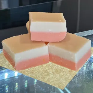 Tails - orange creamsicle