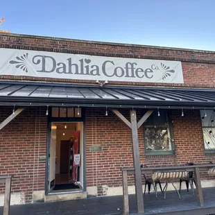 Welcome to Dahlia Coffee