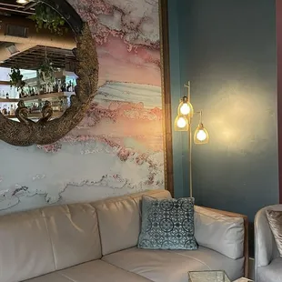 Gorgeous interior |Instagram @restaurant_aholic