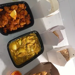 Dai Yee&apos;s Chicken Curry, Orange Chicken, 6 Crab Rangoon, chicken fried rice