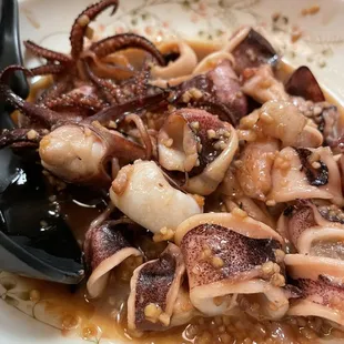 Spicy Garlic Squid