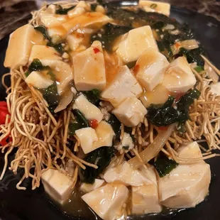 Mapo Tofu Crispy Noodle
