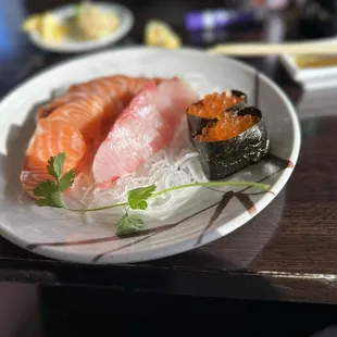 Delicious salmon, hamachi &amp; salmon roe