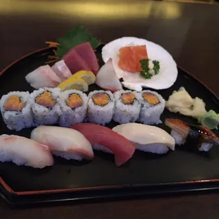Sushi & Sashimi Sampler