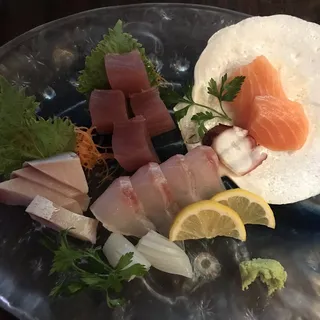 Sashimi Assortment